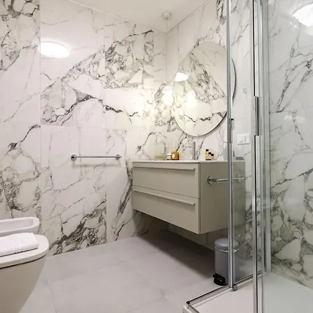 Portanova Luxury Lägenhet Bologna